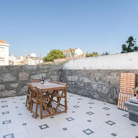 Ferienhaus Host Wise - Elegant Colorful House W Private Terrace *