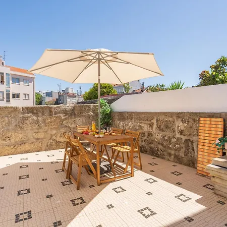 Host Wise - Elegant Colorful House W Private Terrace Ferienhaus Porto